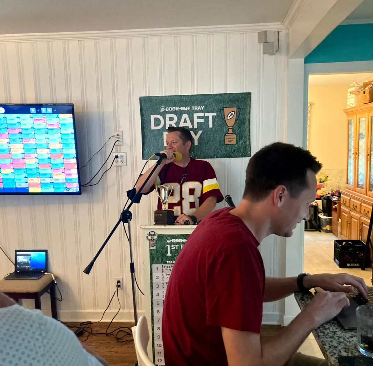 On the mic, on the clock
